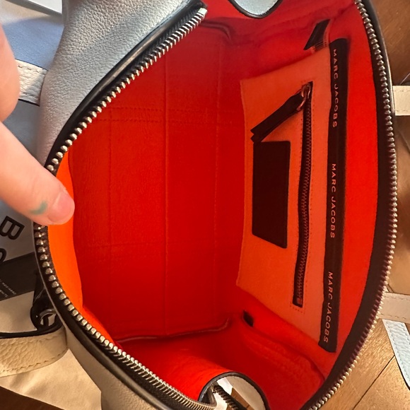 NWT Marc Jacob Leather White Handbag - Picture 12 of 17